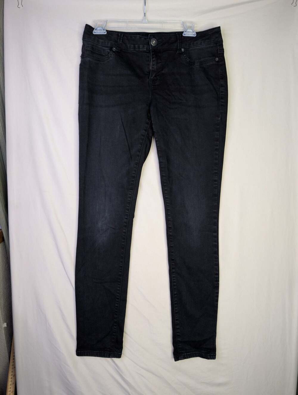 Maurices Women's Black Stretch Skinny Jeans